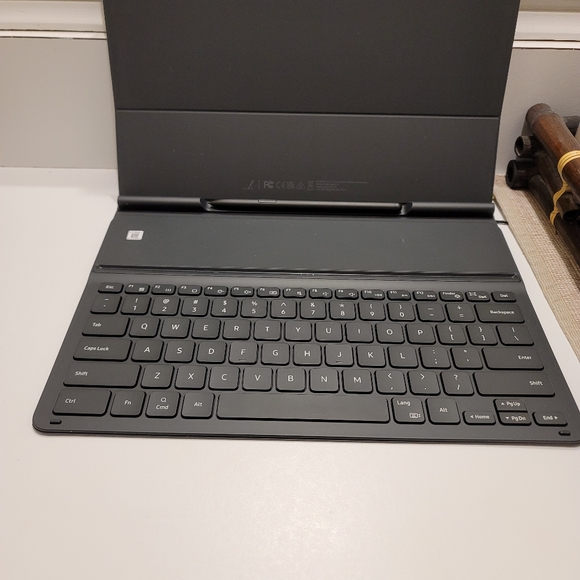 Samsung Galazy Tab S8 Plus Slim Book Keyboard Cover - Picture 2 of 8